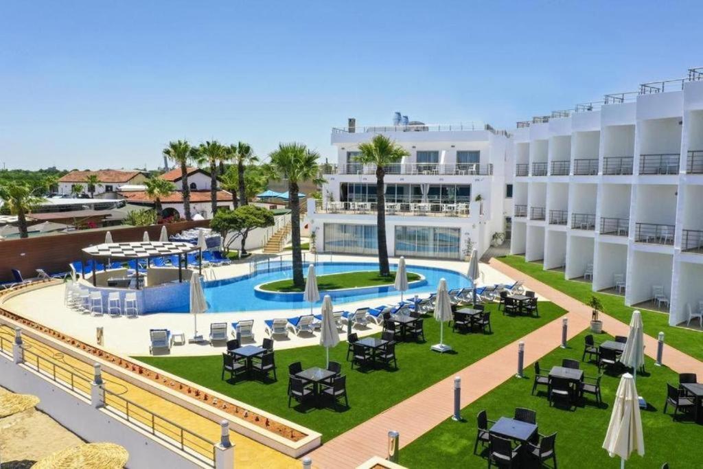 Mimoza Beachfront Hotel & Restaurant 法马古斯塔 外观 照片