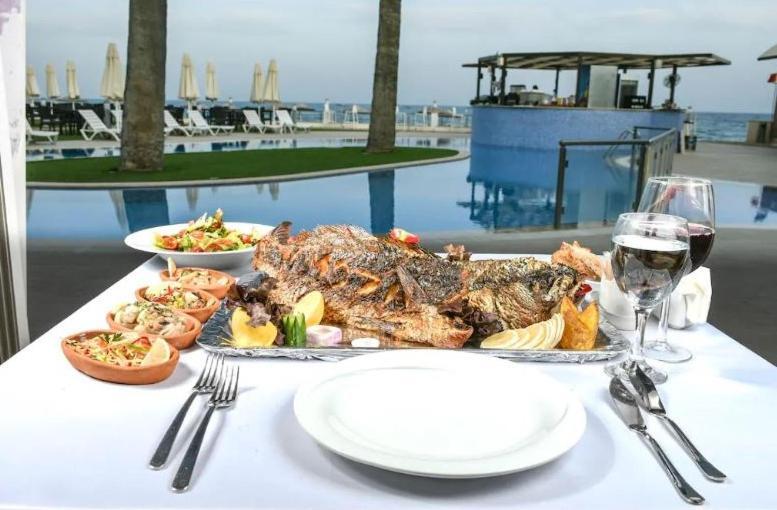 Mimoza Beachfront Hotel & Restaurant 法马古斯塔 外观 照片