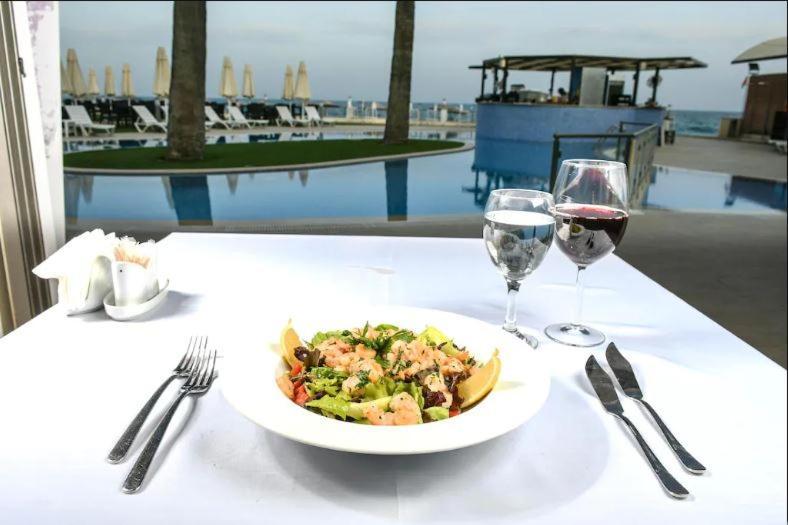 Mimoza Beachfront Hotel & Restaurant 法马古斯塔 外观 照片